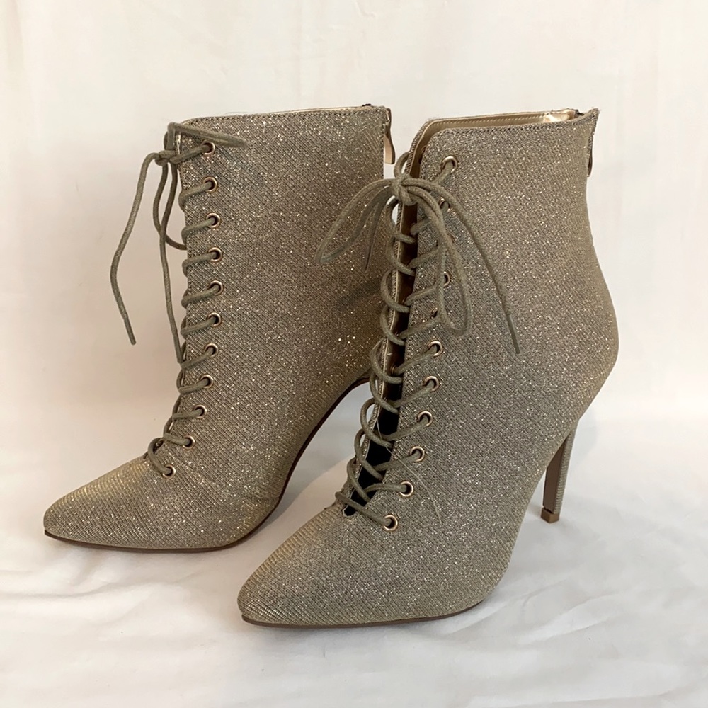 Women’s Shoes